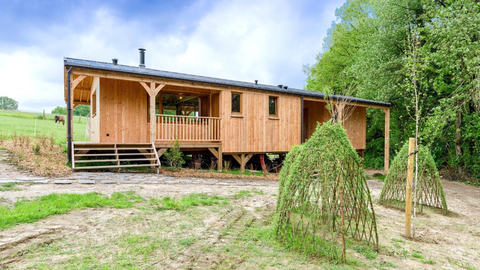 Les Cabanes Champetres - Le Domaine Des Trois Tilleuls Villers-la-Ville Exterior photo