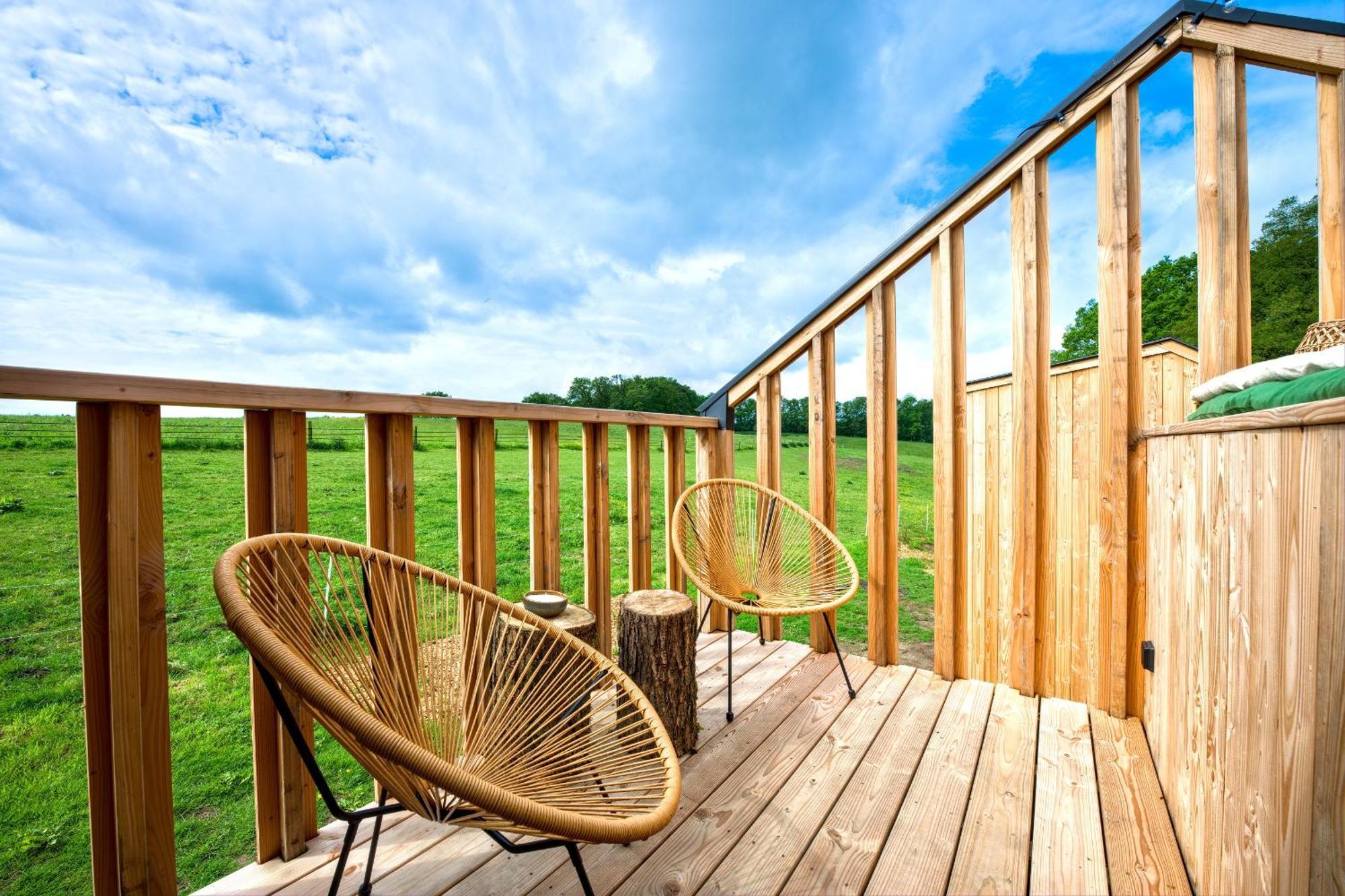 Les Cabanes Champetres - Le Domaine Des Trois Tilleuls Villers-la-Ville Exterior photo